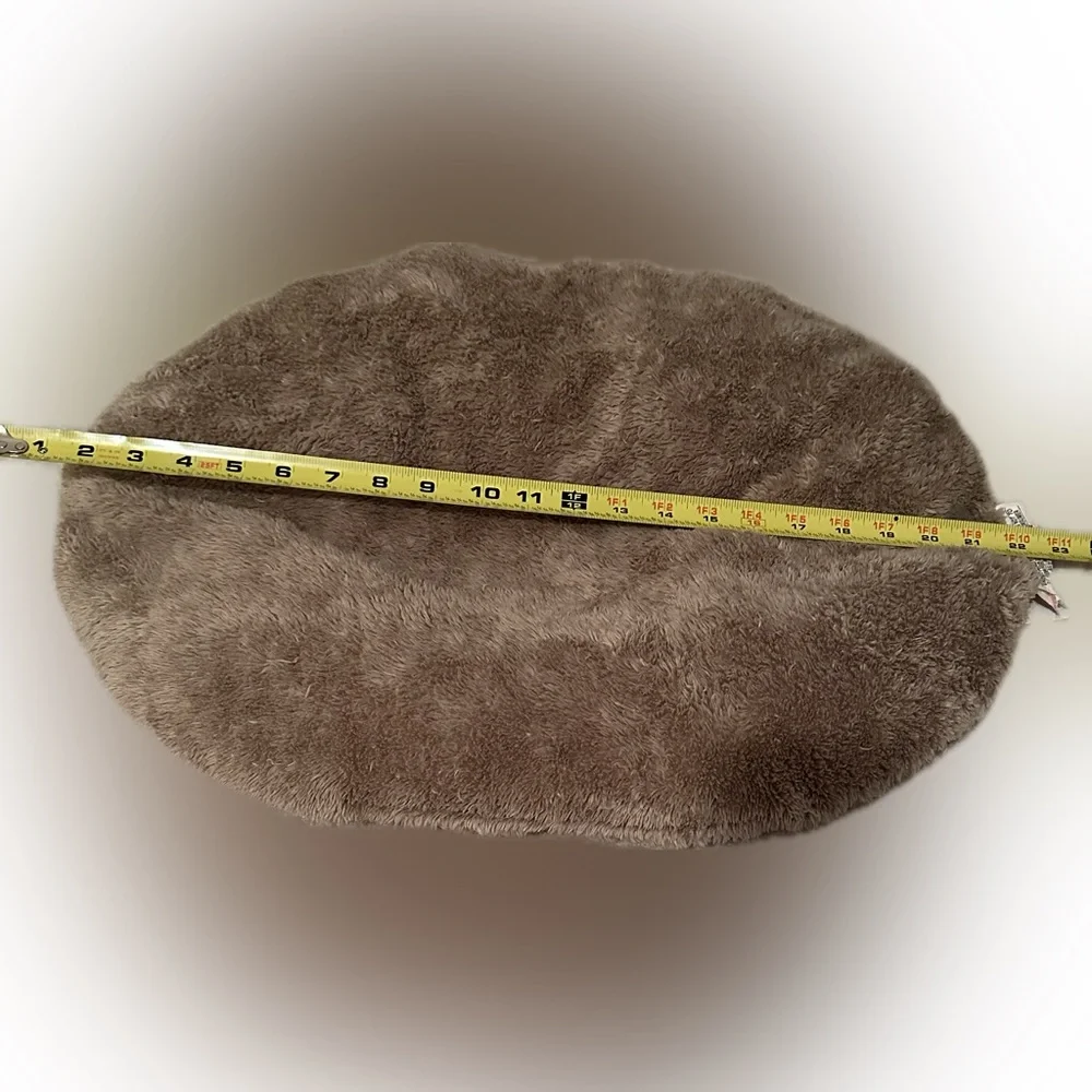 OVAL PET BED PILLOW SMALL DOG PUPPY CAT KITTY COMFY BROWN TAN BEIGE 23”x18”RED